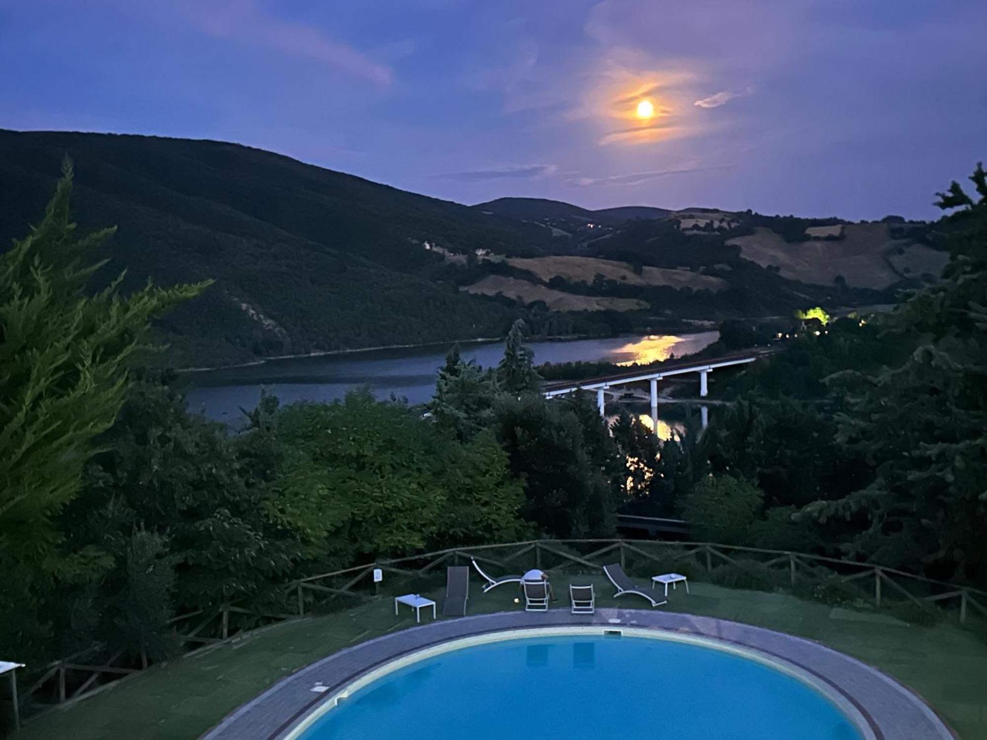 Colle Sul Lago Cingoli Exterior foto
